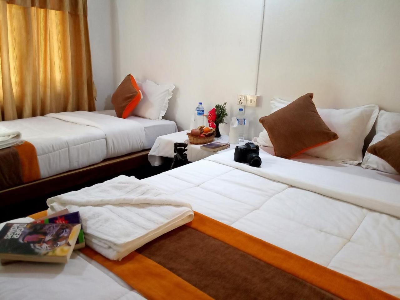 Rhino Lodge Bardia Pvt Ltd Bardiya Buitenkant foto